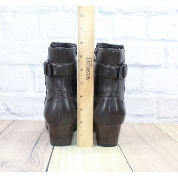 CLARKS Artisan Dara II Brown Leather Side Zip Buckle Accent Heel Boots 9.5 M - Picture 9 of 10